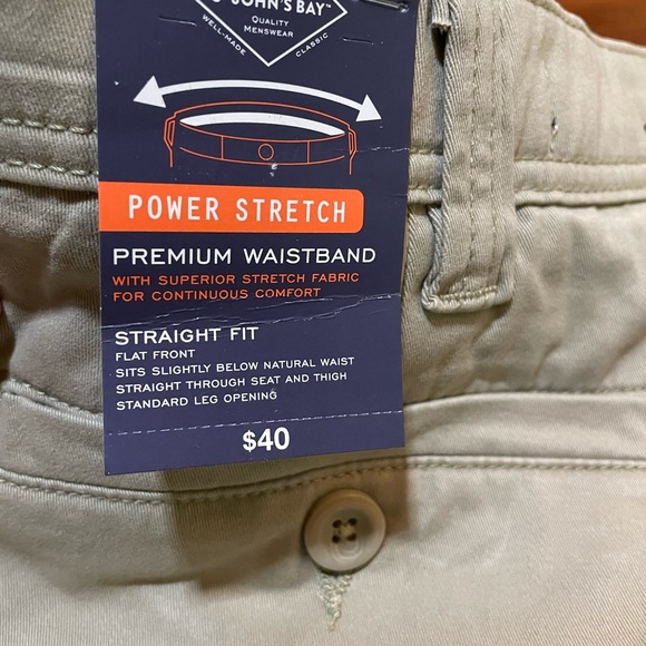 NWT St John's Bay Power Stretch Premium Waistband Men's Cargo Shorts Size 40 - Picture 4 of 7